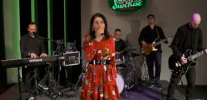 La valigia dell’artista, 12° puntata con la cantautrice Stella Merano e il Krav Maga di Mario Benedetti, Sunrise Band