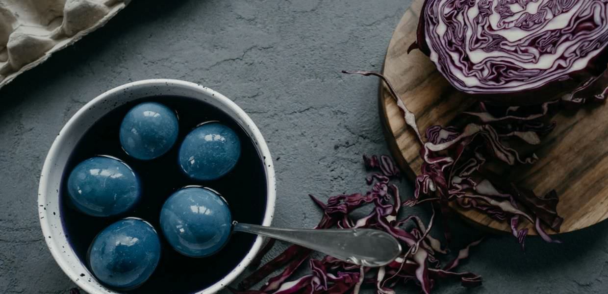 Pasqua, ecco come colorare le uova con ingredienti naturali