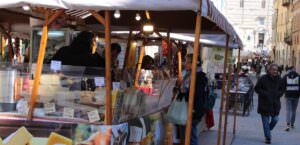 Perugia, il piccolo artigianato nella grande fiera di Pasqua, fiera area enogastronomia