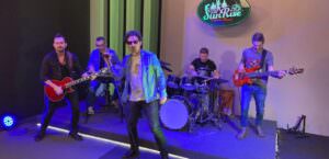 La valigia dell’artista, 15° puntata con il rock degli Sos ed i romanzi di Anna Vera Viva, Sos live