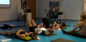Benessere, a Terni yoga e mondo olistico per il solstizio d’estate, trattamento bars