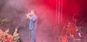 Musica, Castelraimondo (Mc), grande successo e tanti artisti in ricordo di Gianni Ravera, Sal Da Vinci