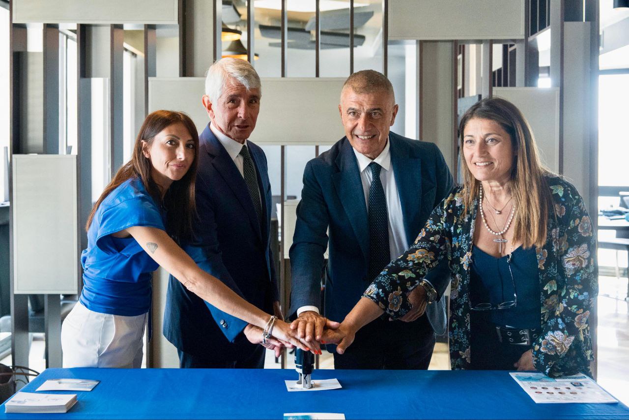 Riparte Mediterraneo da remare #NoLitter e #PlasticFree: al via la XV edizione della campagna promossa da Fondazione UniVerde in collaborazione con Fondazione Marevivo. 