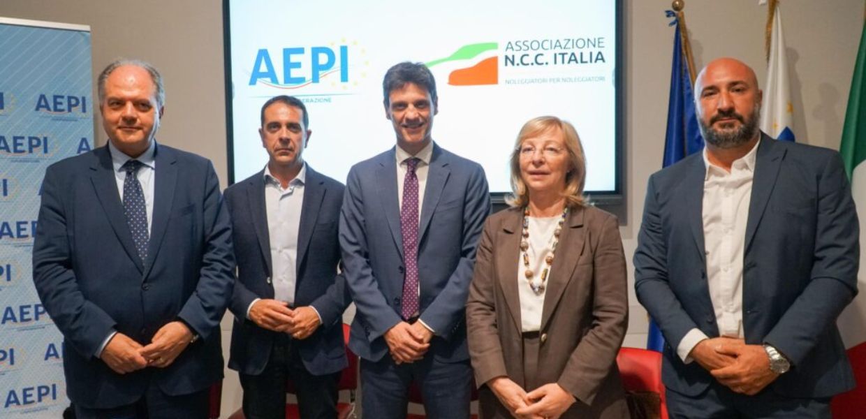 Aepi e Ncc Italia a sostegno della proposta di legge di Forza Italia su noleggio con conducente