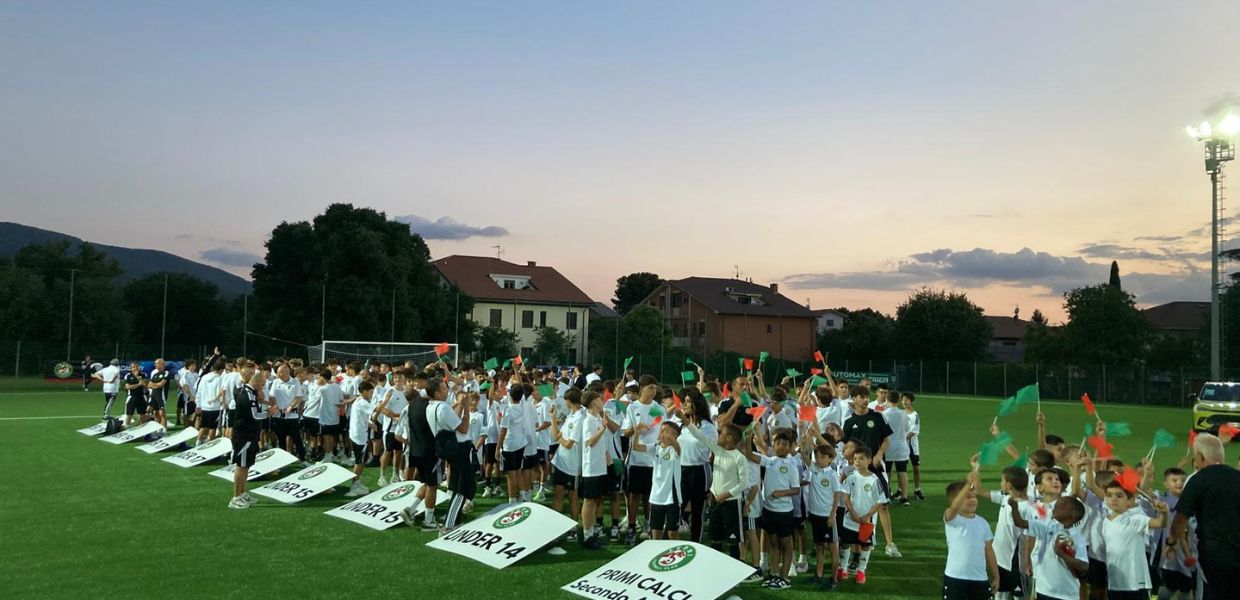 Calcio, entusiasmo e grande partecipazione per la presentazione del Terni F.c.
