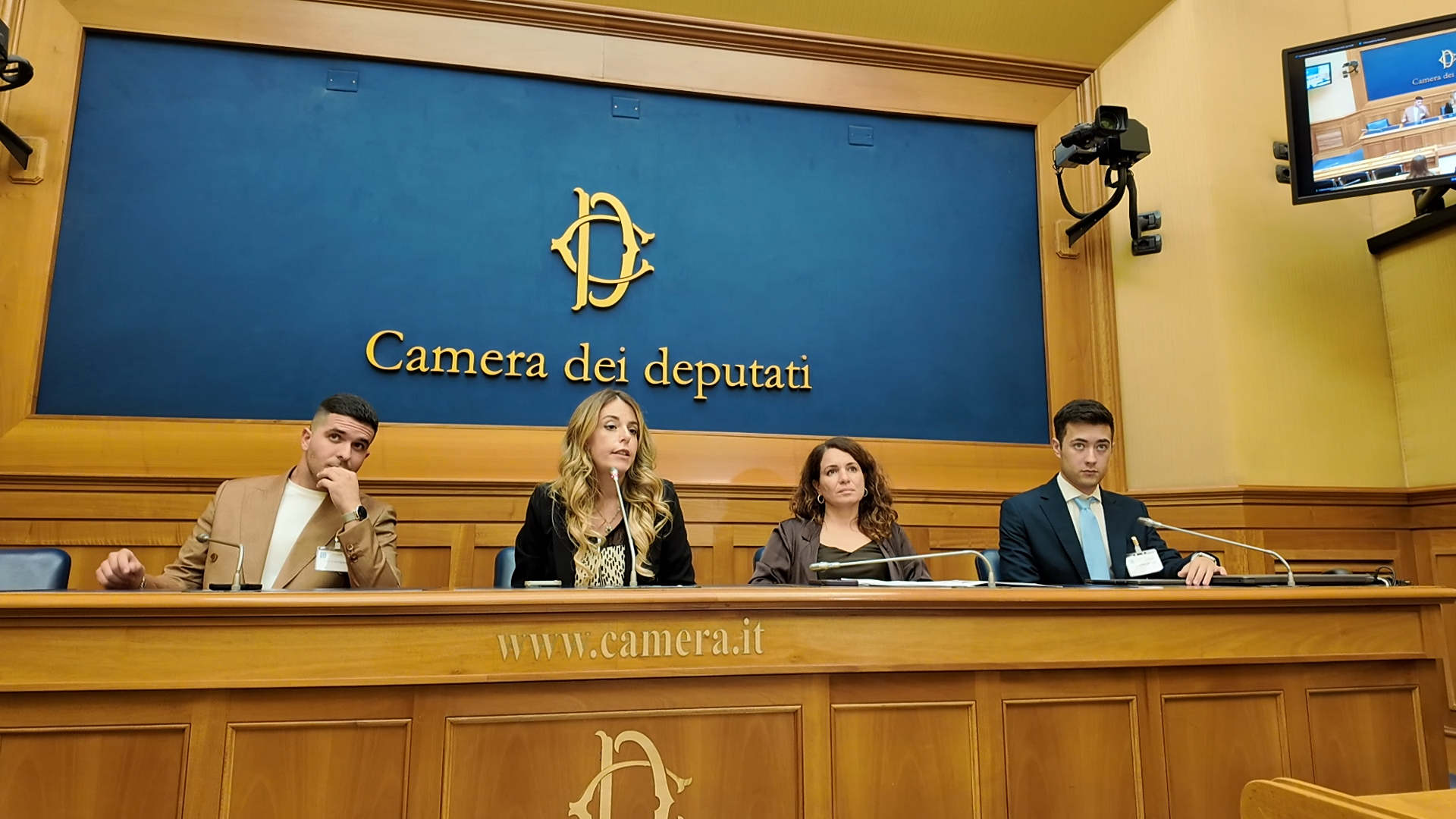 Sindrome da burnout, M5S presenta una proposta di legge per contrastare il fenomeno