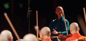 Musica e meditazione, in Italia la più grande orchestra di Monaci Chan del mondo, Maestro Shi Wule