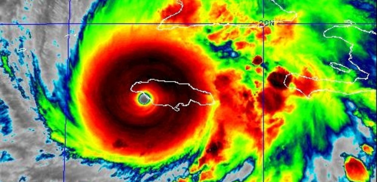 Uragano Melissa verso la Giamaica a rischio 1,5 milioni di persone