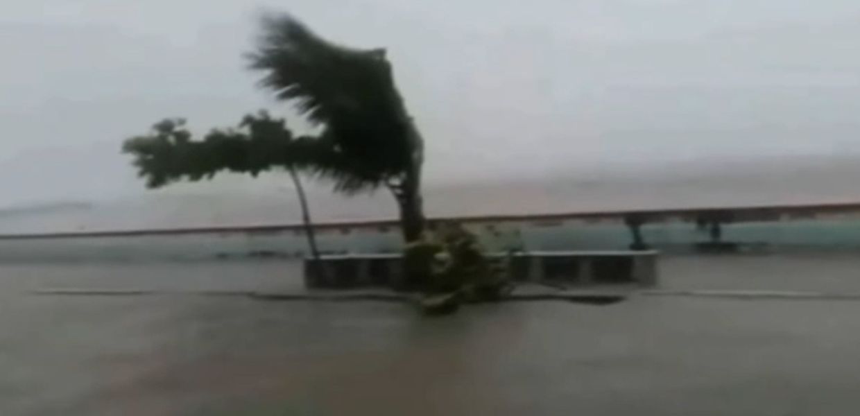 Filippine, un milione di evacuati per il tifone Fung-Wong