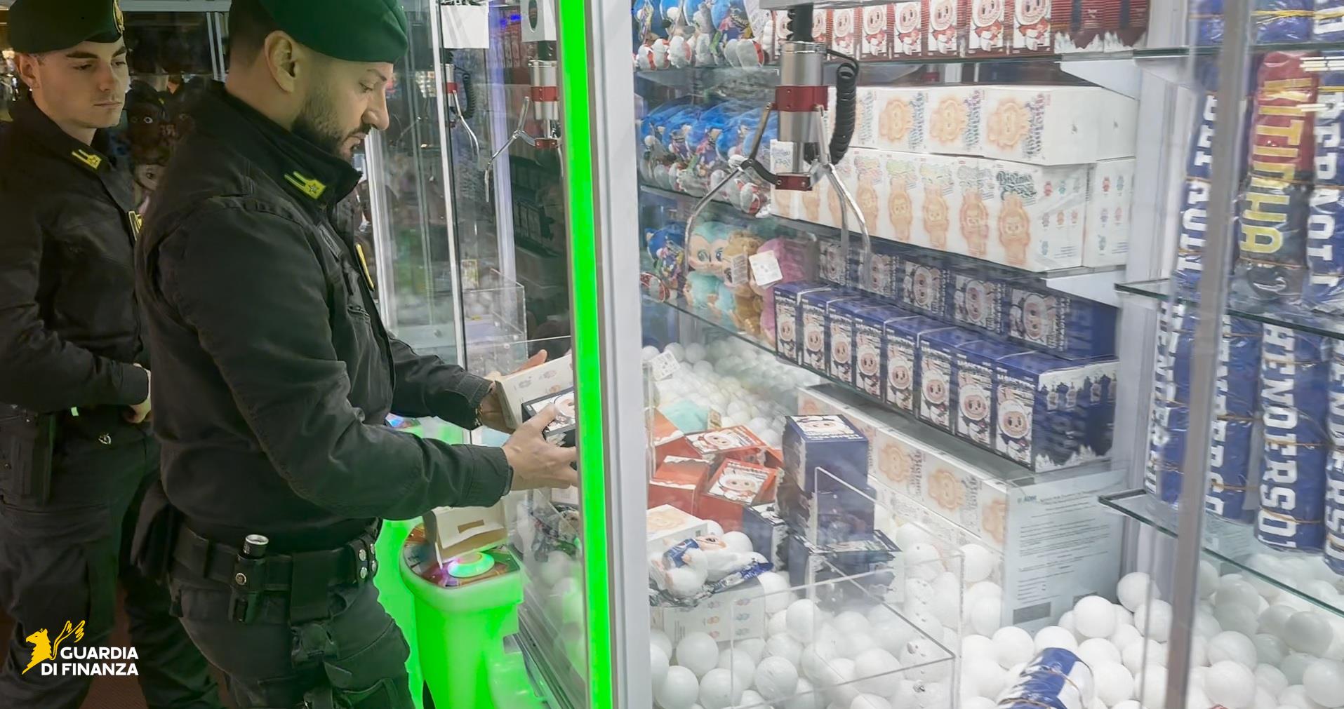 GdF, a Genova sequestrati oltre 1500 Labubu contraffatti