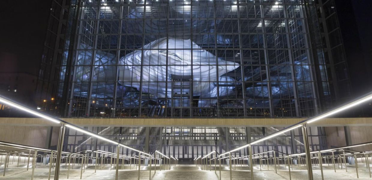 Il primo gennaio, alle ore 18.30, torna alla Nuvola di Fuksas all'Eur il Concerto di Capodanno di Roma, la seconda edizione dell'evento gratuito organizzato da Eur SpA, per salutare insieme ai cittadini l'arrivo del nuovo anno.