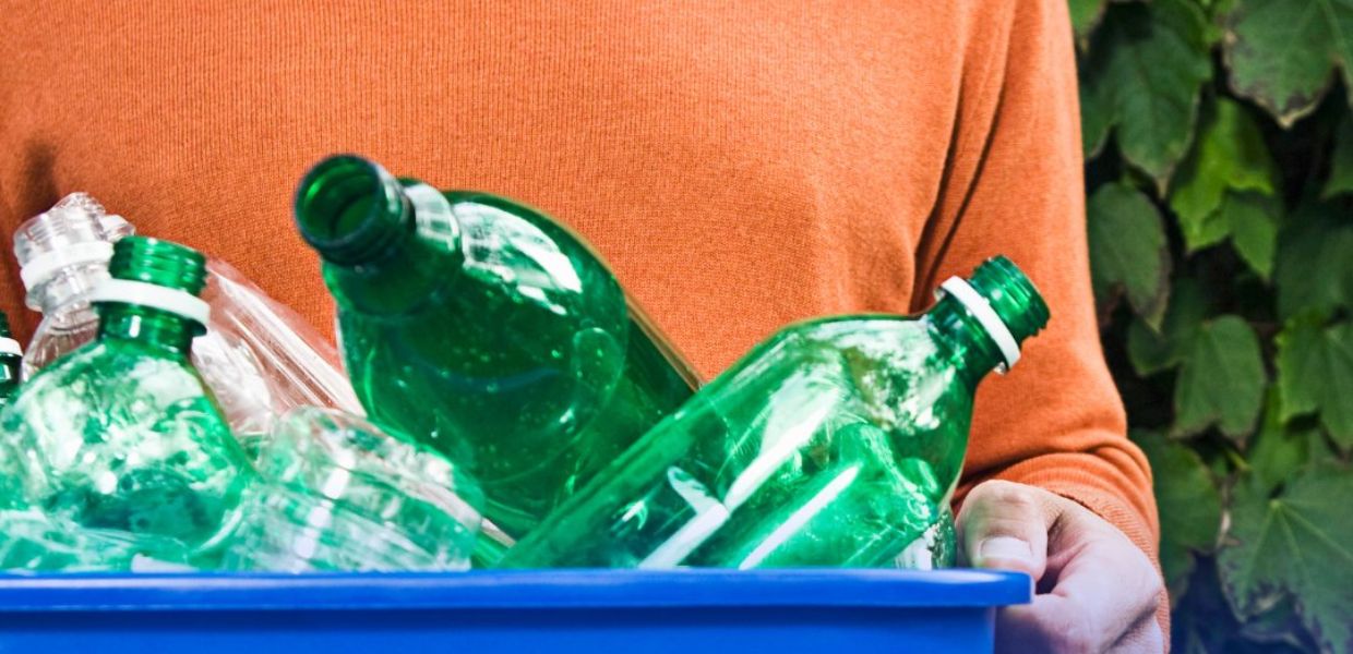 Plastica, Ue perde la capacità di riciclo e presenta un pacchetto anti-crisi