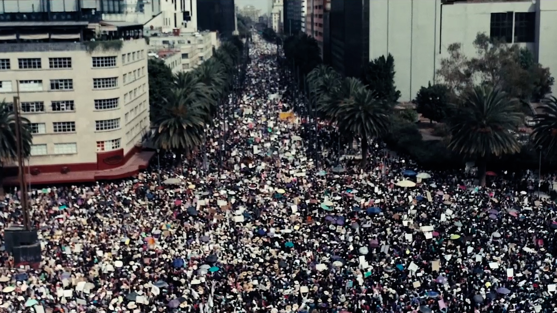 "Irresponsabili", il nuovo film di Emergency contro la guerra