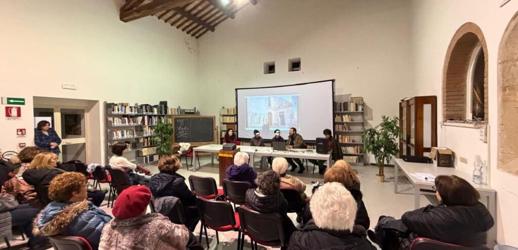 Sociale, Unitre di Amelia promuove la ‘Cantera x lo Spettacolo’ 1 Sociale, Unitre di Amelia promuove la ‘Cantera x lo Spettacolo’, sala gremita