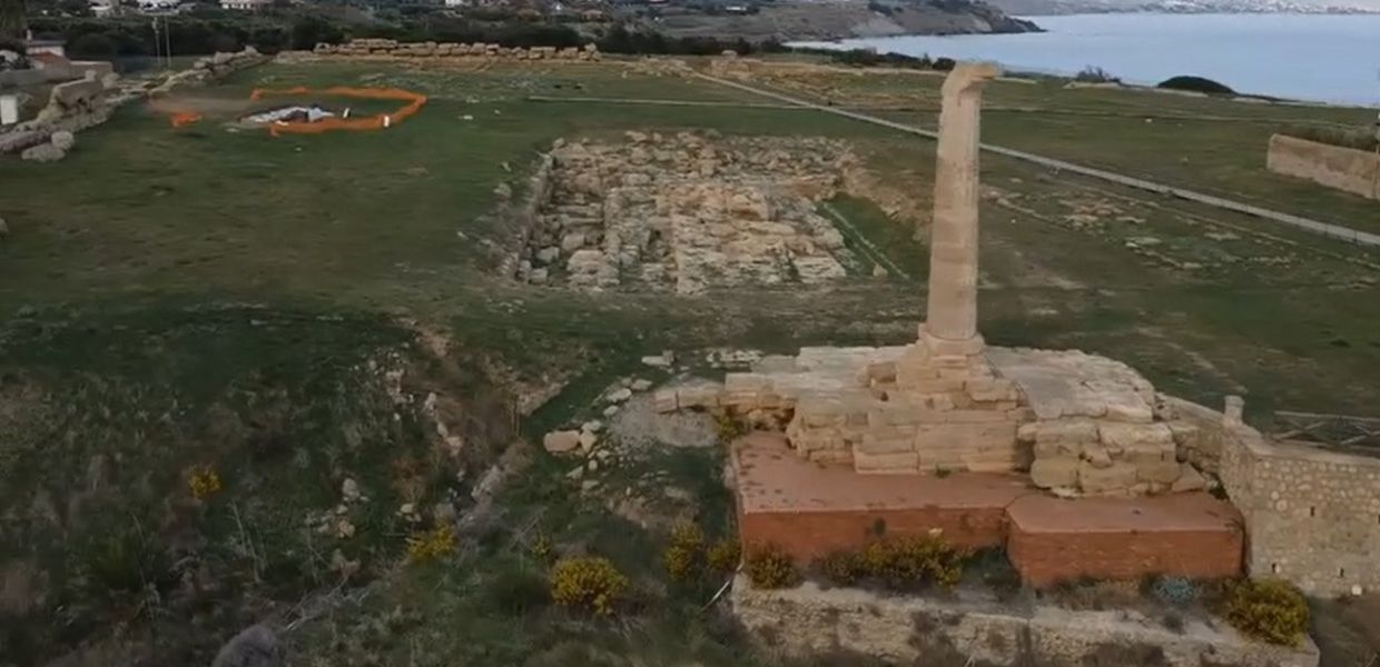 scavi archeologici illegali indagati