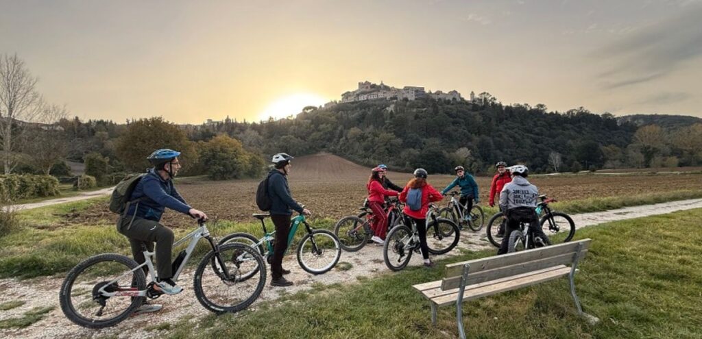 ‘Amerina Bike Route’, 5 comuni uniti per valorizzare l’antica via Amerina 2 ‘Amerina Bike Route’, 5 comuni uniti per valorizzare l’antica via Amerina, ciclisti