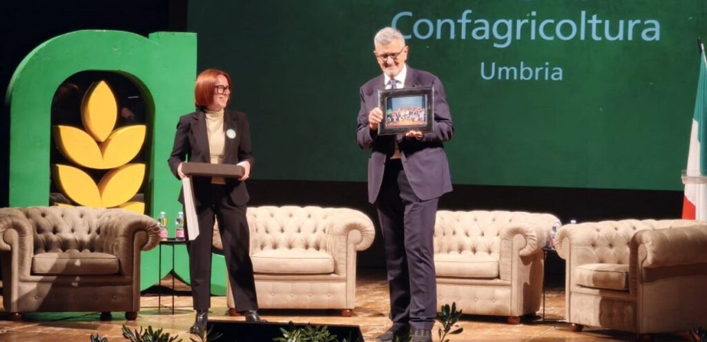 Confagricoltura Umbria, il nuovo presidente è Matteo Pennacchi 1 Confagricoltura Umbria, il nuovo presidente è Matteo Pennacchi, past president Fabio Rossi