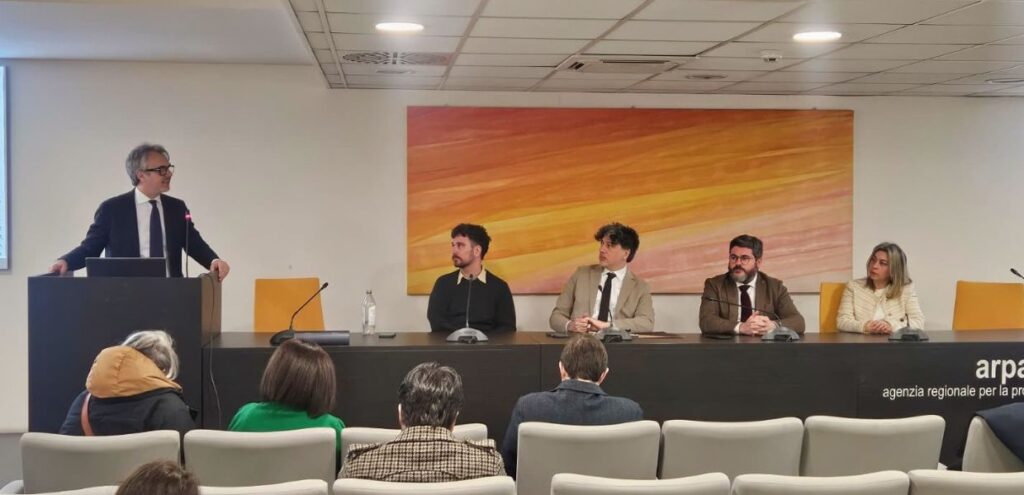 Inquinamento, il Dg di Arpa Umbria Morelli fotografa la situazione 1 Inquinamento, il Dg di Arpa Umbria Morelli fotografa la situazione in Umbria, protocollo Arpa, Regione Umbria, Sapienza per Ast
