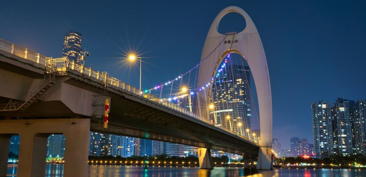 Inquinamento, l'atmosfera urbana è un serbatoio di microplastiche