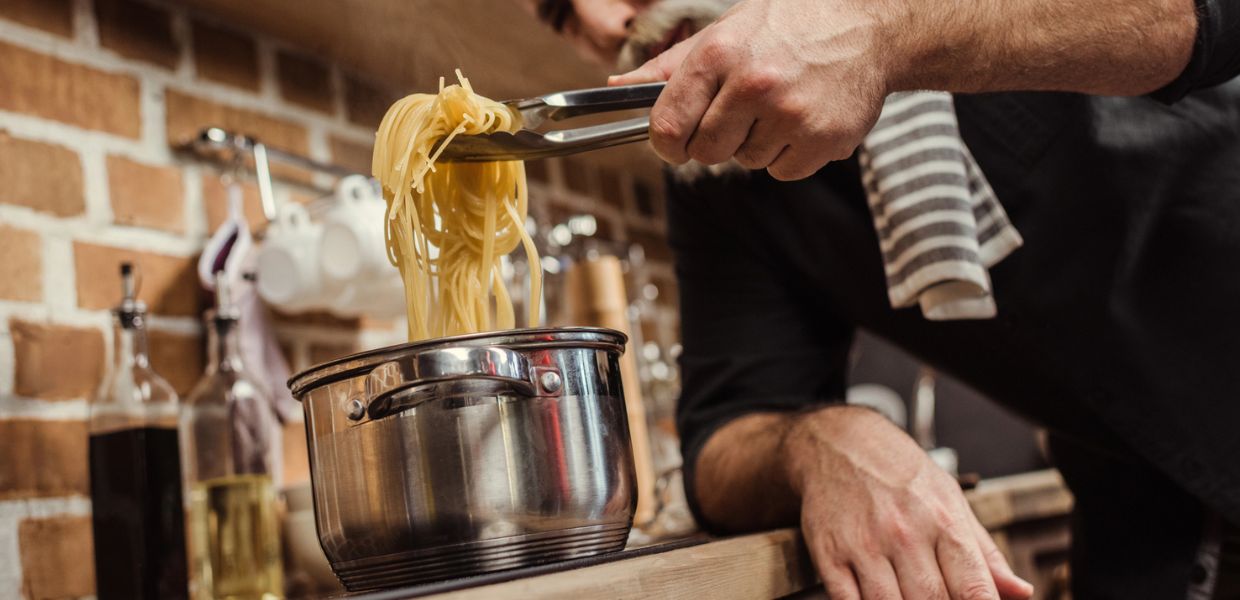 Micotossine in calo, pesticidi quasi assenti e pasta di qualità e a prezzi accessibili. Ecco quali sono gli spaghetti migliori secondo Altroconsumo. Il test