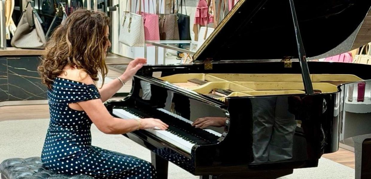 Musica, Cristiana Pegoraro promuove San Valentino nel mondo