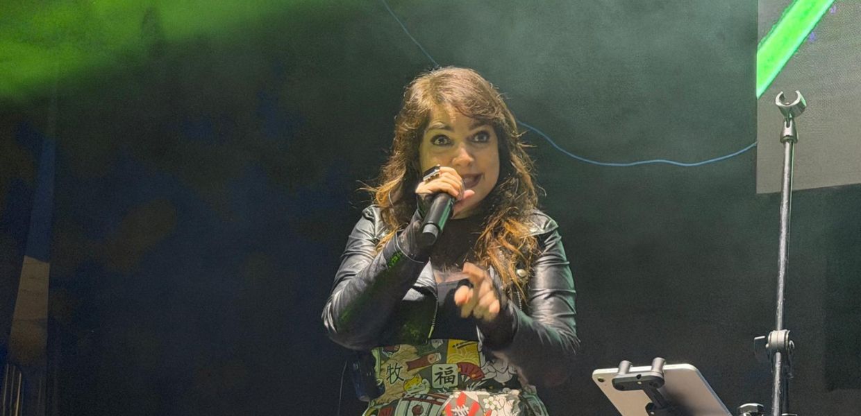 Spettacolo, Cristina D’Avena entusiasma il Palaterni al ‘Carnevale di San Valentino’