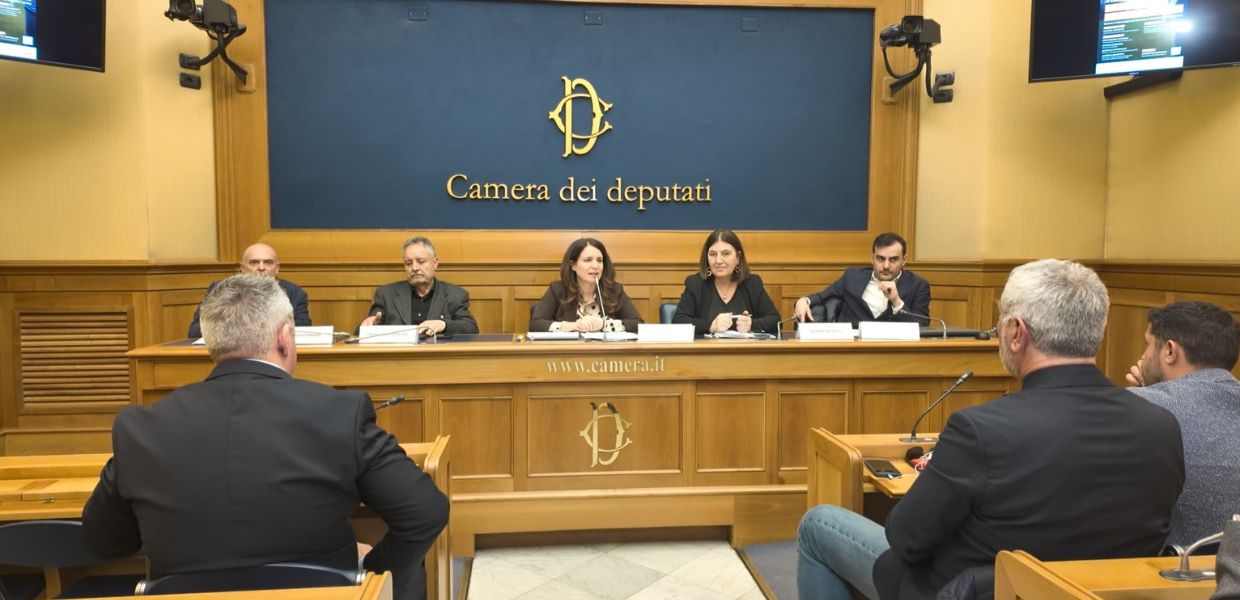 lavoro sicurezza proposta di legge movimento 5 stelle valentina barzotti