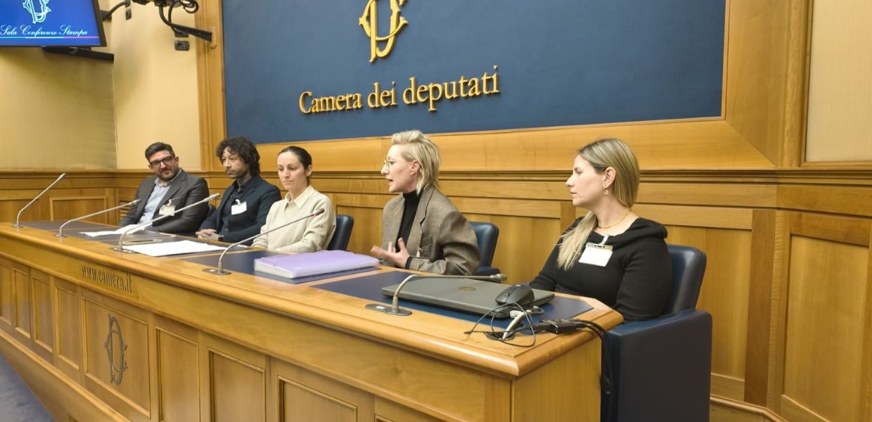 professioni feline proposta di legge eleonora evi