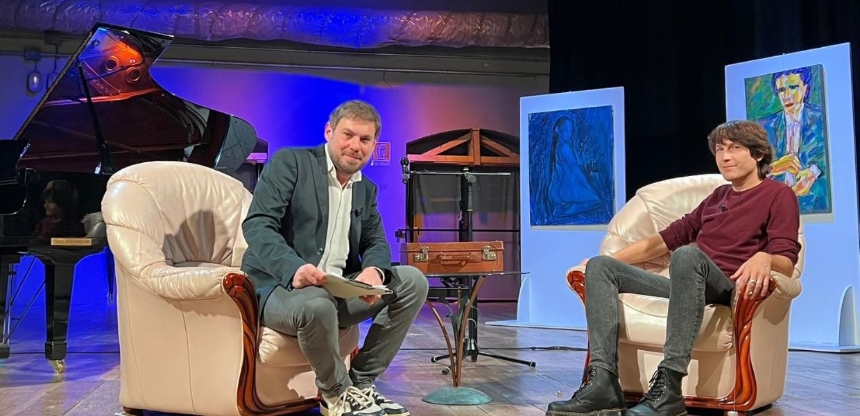 La Valigia dell’artista giovedì 14 maggio alle 2130, nona puntata con il dipintore, Mauro Di Maggio e la modella Cecilia Alma Levita