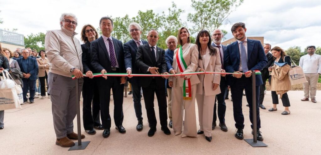 UniPg, inaugurato Laboratorio per studio onde gravitazionali e sismologia, taglio del nastro