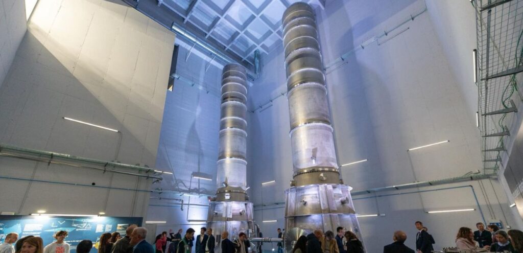 UniPg, inaugurato Laboratorio per studio onde gravitazionali e sismologia. foto laboratorio interno