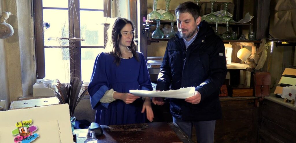 La Valigia dell’artista, dalla cartiera di Bevagna alla musica del Quartetto Frezzolini, passando per la comicità di Nicola Pesaresi, Ale e la cartaia Anna Laura