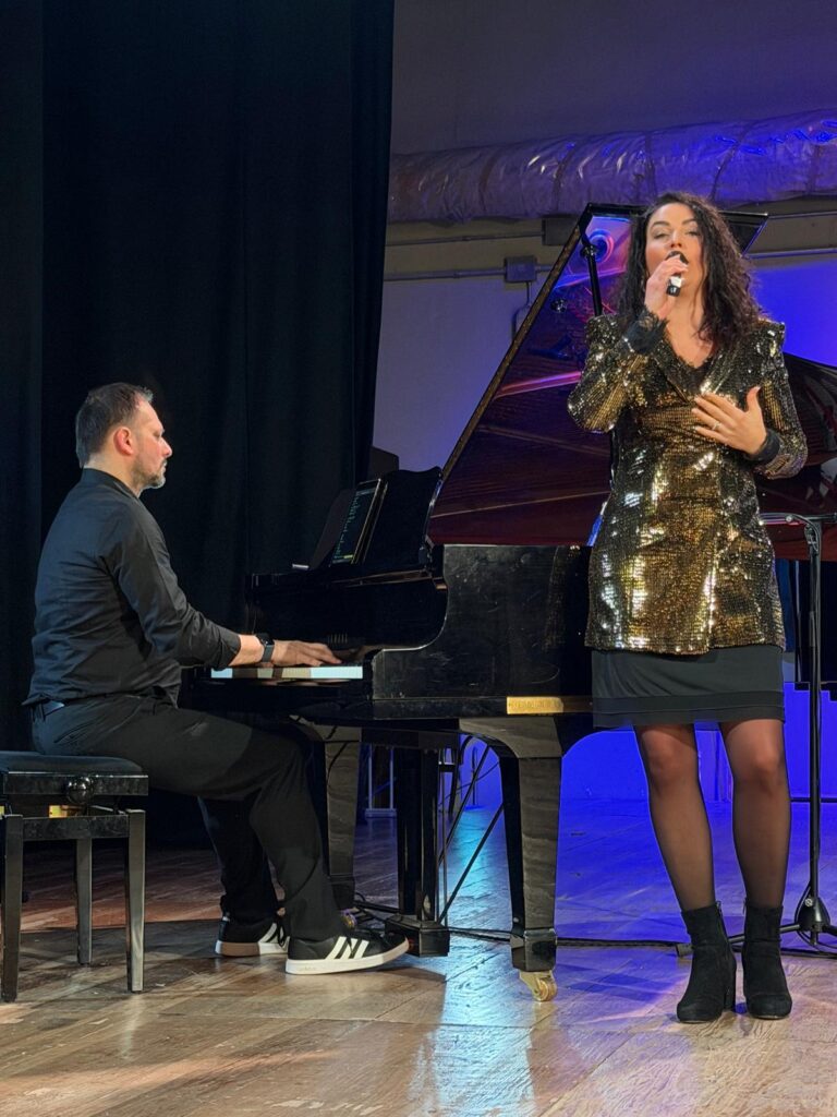 Mariella Nava a La Valigia dell’Artista: una puntata tra canzone d’autore, letteratura e cinema 4 Mariella Nava a La Valigia dell’Artista una puntata tra canzone d’autore, letteratura e cinema, Eugenio Pupilli e Letizia Papini