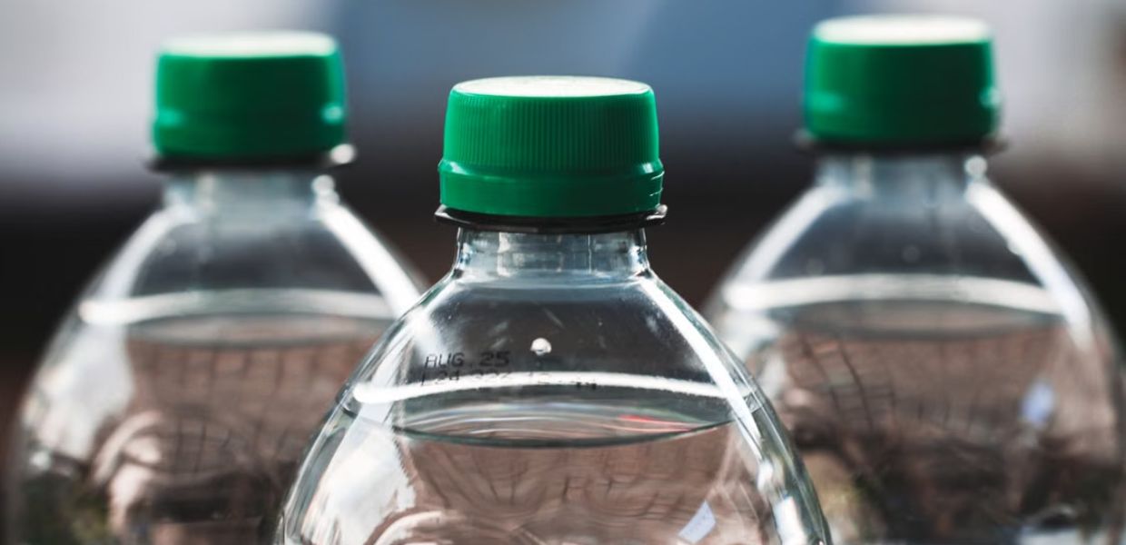 Acque minerali, un test tedesco rileva PFAS oltre i limiti