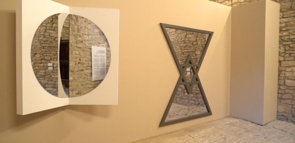 Arte, Assisi, Pistoletto proclama Papa Francesco ‘Primo Santo dell’arte’ 1 Arte, Assisi, Pistoletto proclama Papa Francesco, ‘Primo Santo dell’arte’, FOTO MOSTRA PISTOLETTO