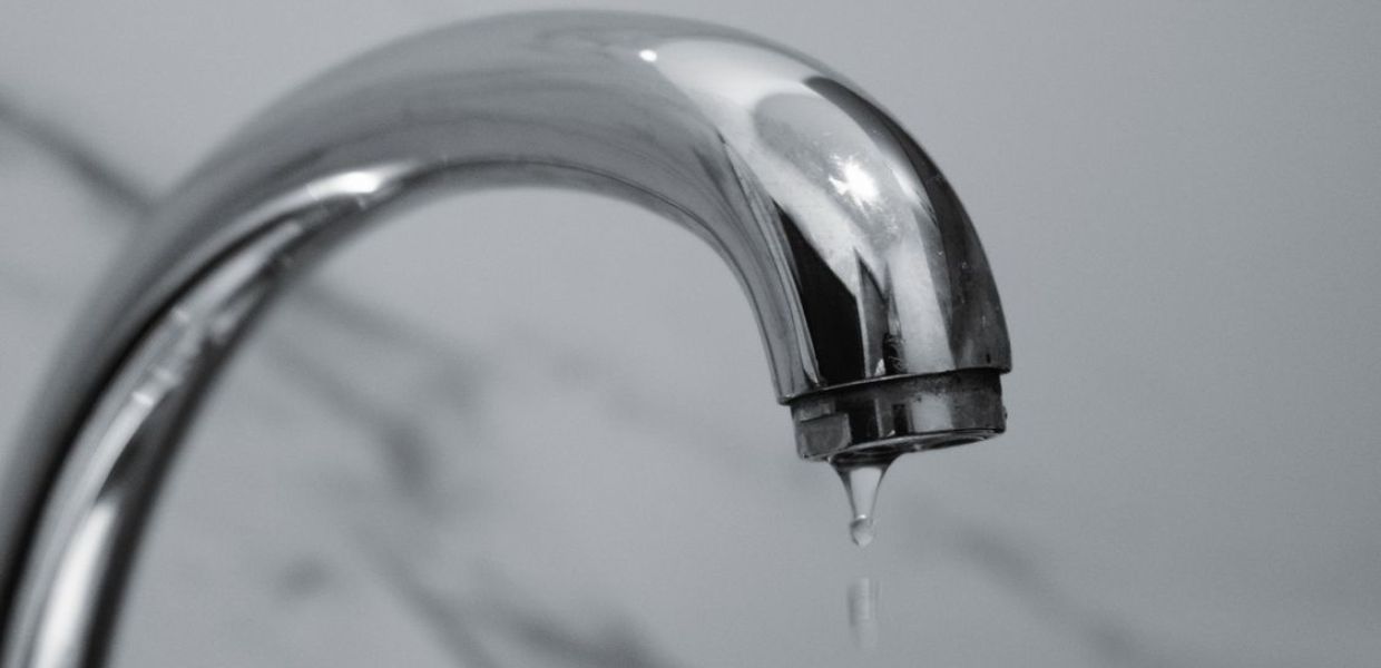 PFAS nell'acqua potabile, dal 13 luglio in vigore nuovi limiti cosa cambia