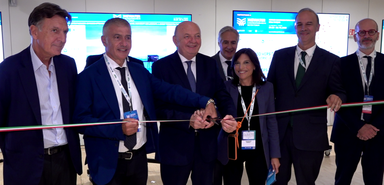 Il 29 settembre al Roma Convention Center – La Nuvola si è aperto il percorso espositivo multimediale promosso da UNESCO WWAP, Fondazione UniVerde e One Water Committee Italy nell’ambito del Forum Euromediterraneo dell’Acqua 2026.