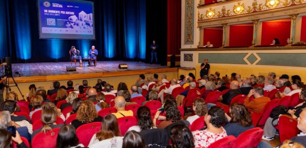 Festival della Sociologia 2026, sold out per il procuratore Nicola Gratteri 2 Festival della Sociologia 2026, sold out per il procuratore Nicola Gratteri, foto pubblico